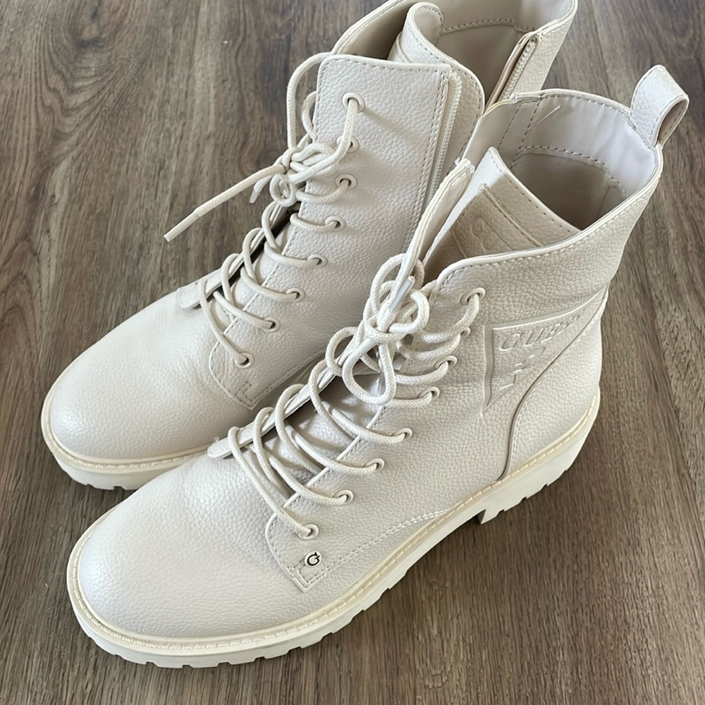 Guess beige Boots Size 8